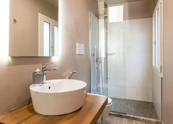 Hotel Gogo` Petit 3*