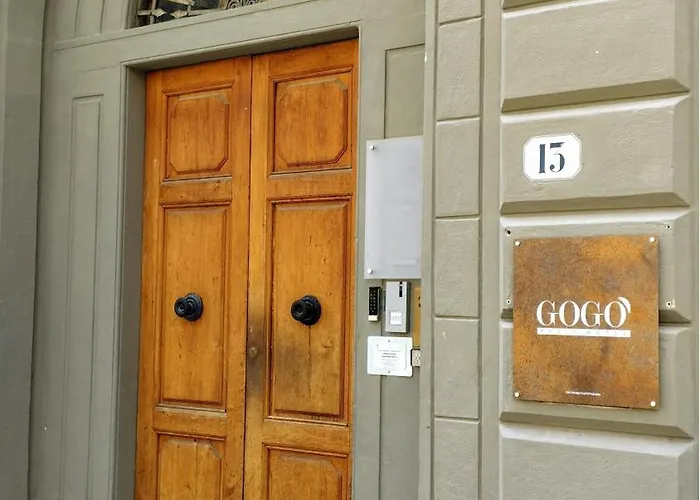 Gogo` Petit Florence