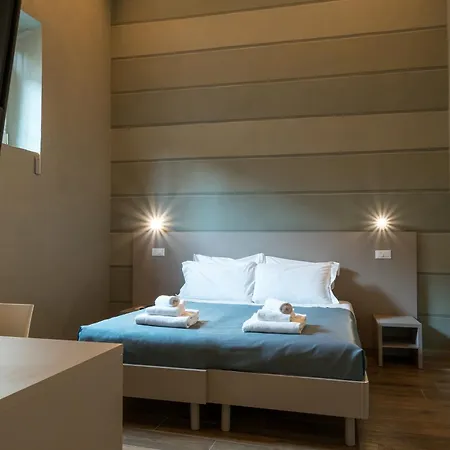 Gogo' Petit Hotel 3*